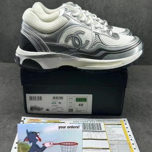 https://www.kickx.cn/product/chanel-chanel-shoes-free-shipbreathable-height-2024-spring-small-fragrance-silver-casual-shoes/