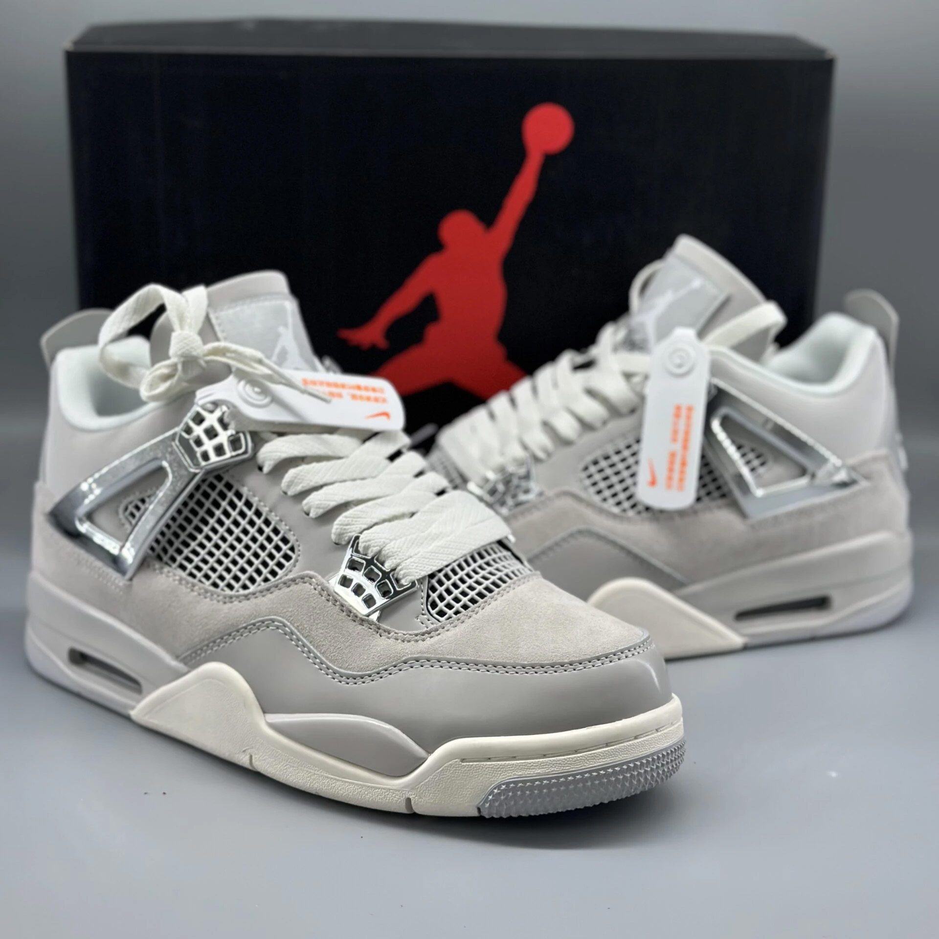 Jordan 4 Retro Frozen Moments