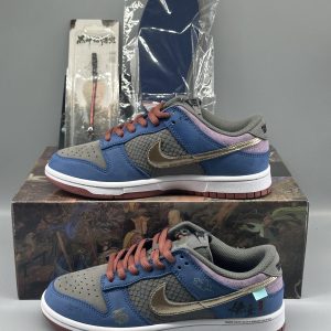 https://www.lingakick.com/product/nike-dunk-low-black-myth-wukong/