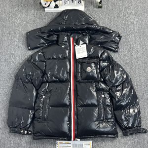 https://www.lingakick.com/product/canada-goose-24/