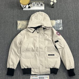 https://www.lingakick.com/product/canada-goose-23/