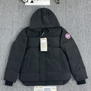 https://www.lingakick.com/product/canada-goose-19/