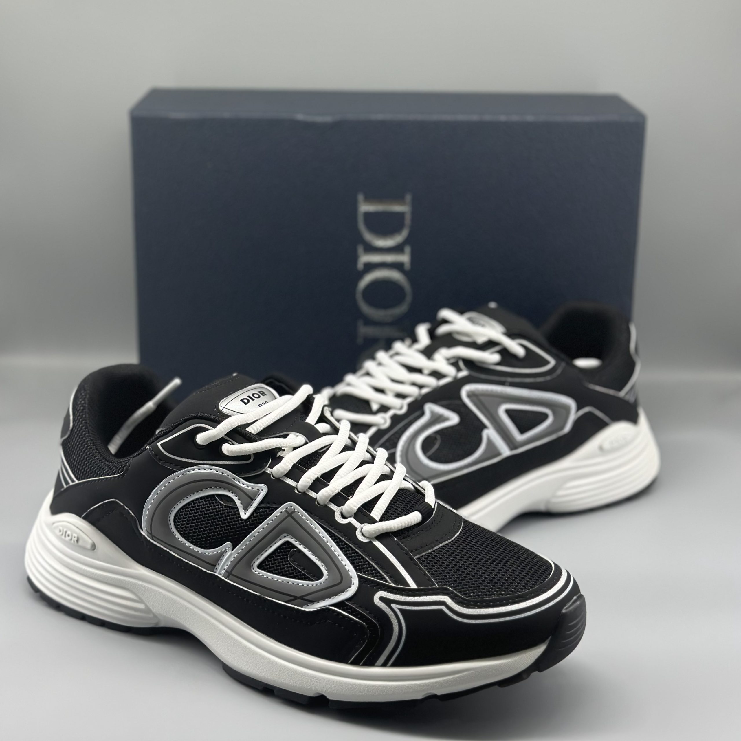 Dior B30 Black-White